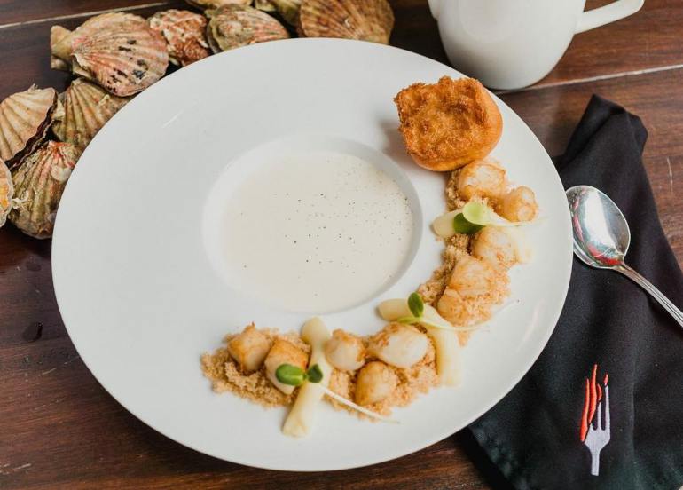 kayu kitchen, cebu restaurant, fusion restaurant, clam chowder