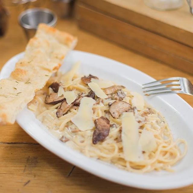 mandaluyong city, restaurants in mandaluyong, where to eat in mandaluyong, food in mandaluyong, affordable restaurants, new restaurants, best in mandaluyong, sm megamall, restaurants in megamall, best restaurants in megamall, list of restaurants in megamall