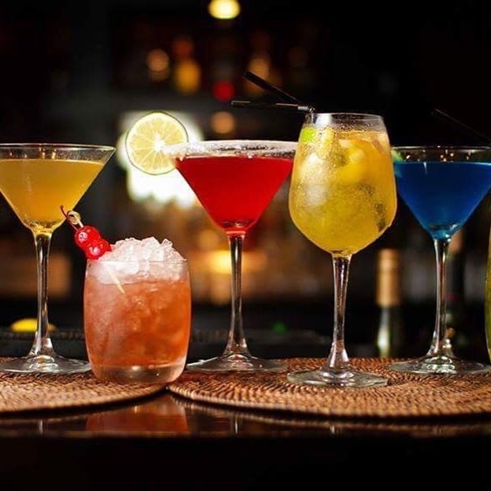 restaurants in makati, restaurants in poblacion, bars in makati, late night bars, alcoholic beverages, cocktails, cocktail recipes, best bars in poblacion