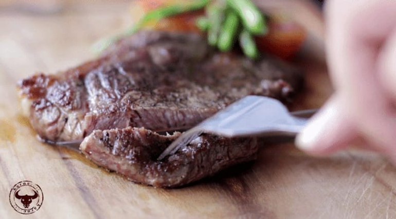Steak from Karnevore
