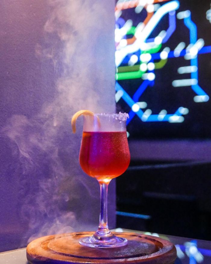 restaurants in makati, restaurants in poblacion, bars in makati, late night bars, alcoholic beverages, cocktails, cocktail recipes, best bars in poblacion, korean restaurant