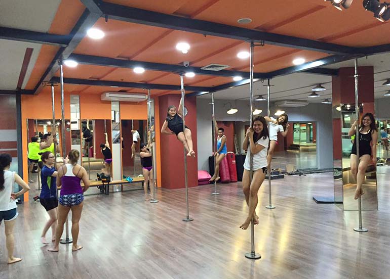 pole-dancing-classes