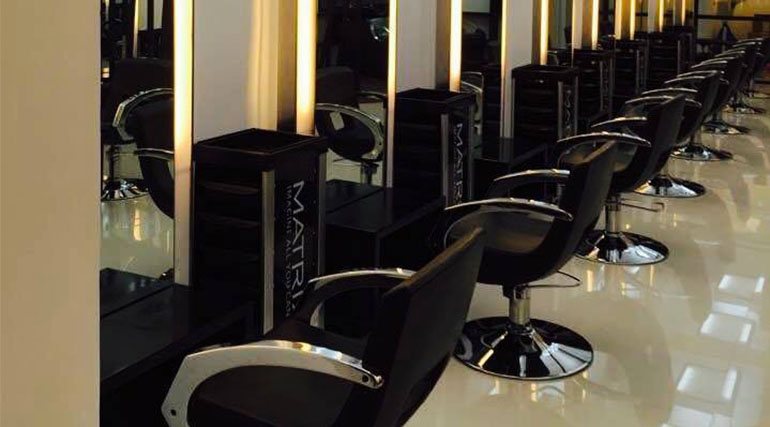 Dot-zero-hair-studio-chairs