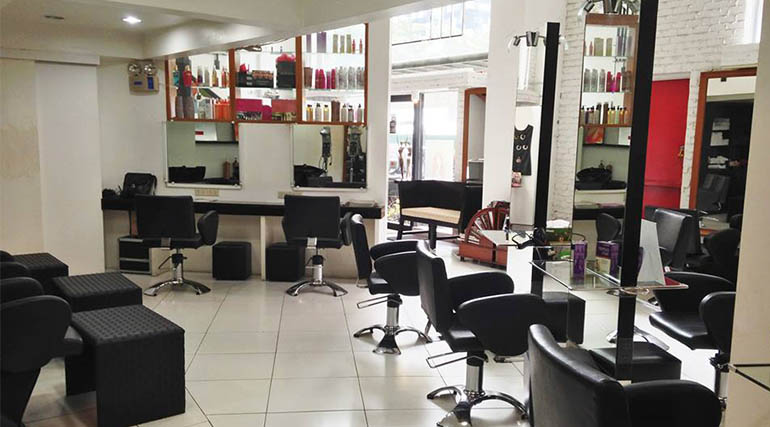 the-list-chair-station
