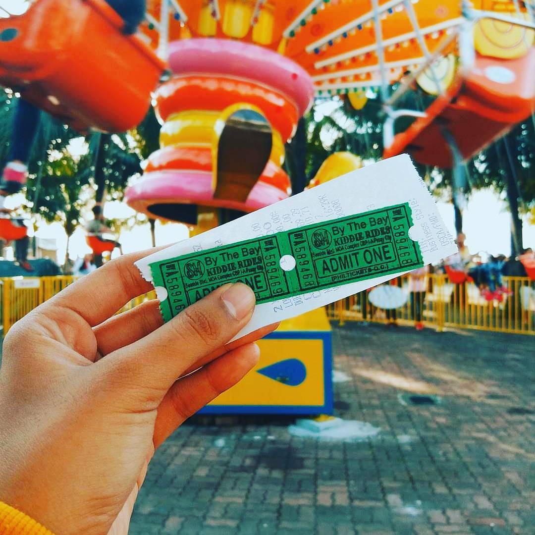 Sm moa by the bay amusement park