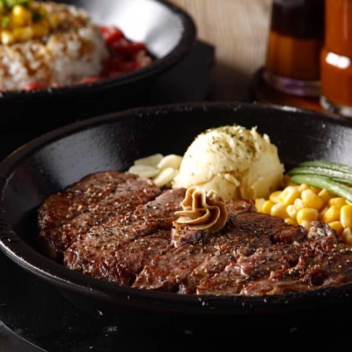 mall-of-restaurants-steak