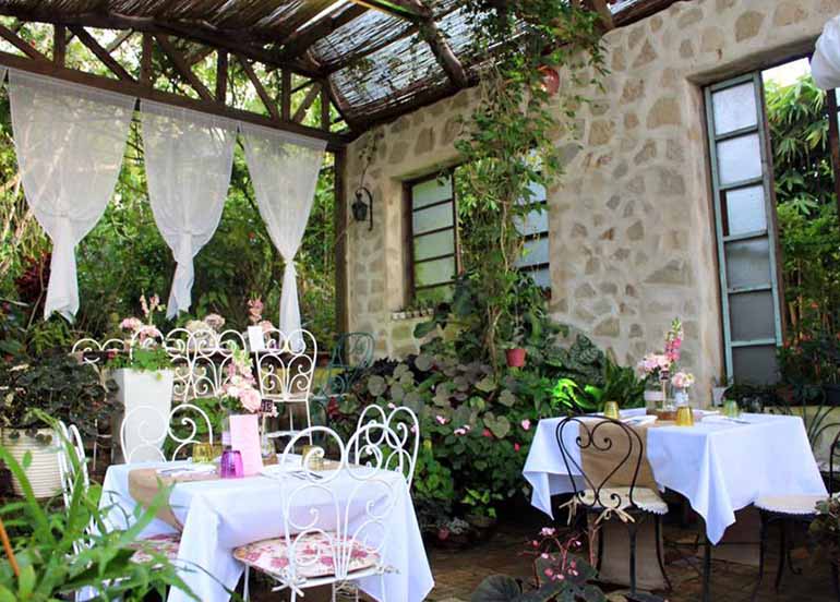 romantic-restaurants-in-tagaytay