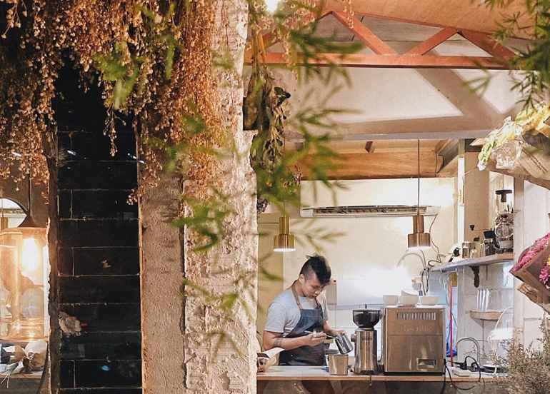 flower ranch cafe shaw