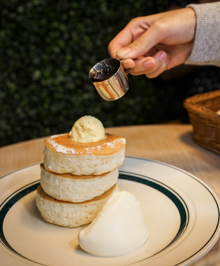 gram pancakes cafe