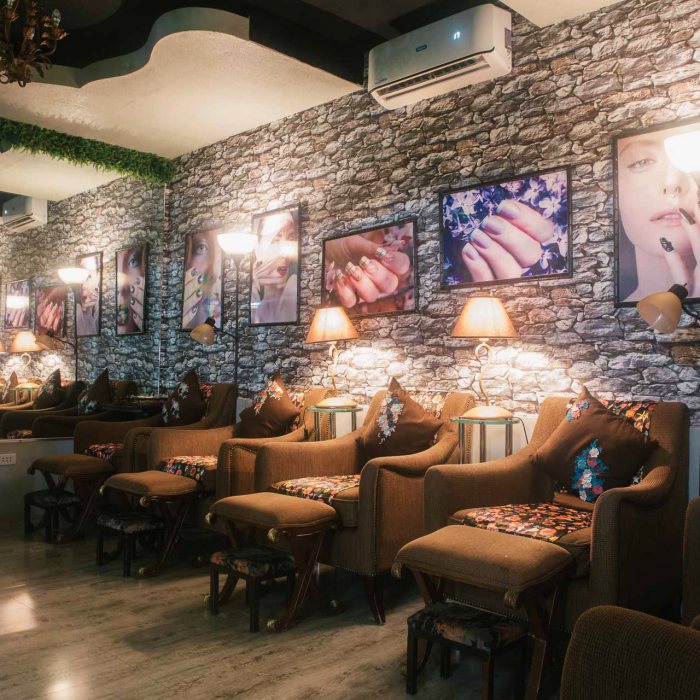 beauty, services, salon, wax, nails, cosmetic, surgery, salons in metro manila, spas in metro manila, salons in bf homes, skin care, spa, facial treatment, manicure, nail art, nail gel, eyebrows, massage, underarm waxing, haircut, hairstyles