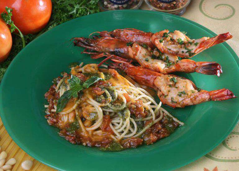butterfly-prawns-with-pasta