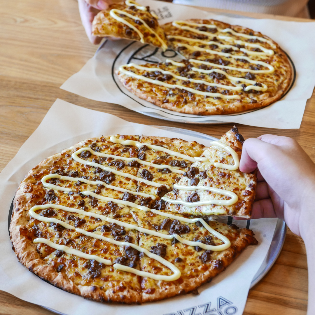 7-inch or 10-inch Pizza – Pizza Studio