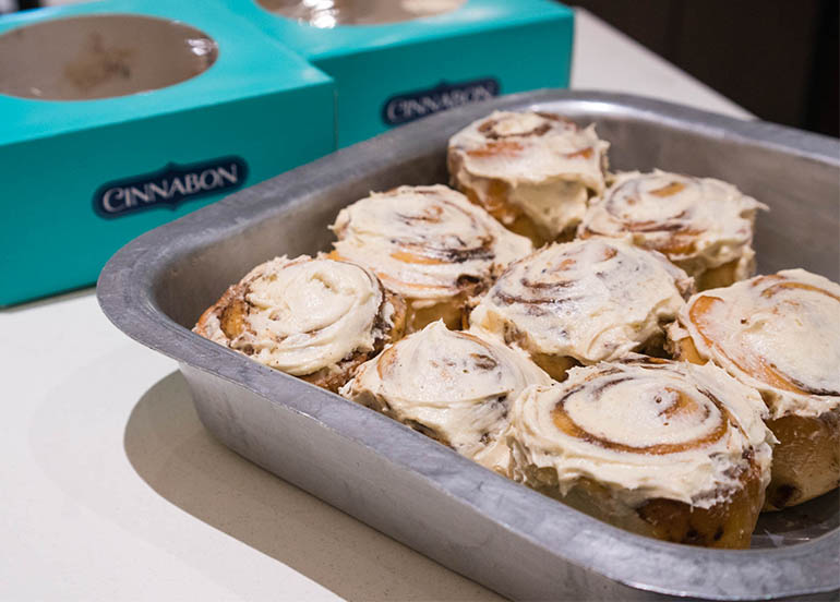 Minibon Boxes of 4 from Cinnabon