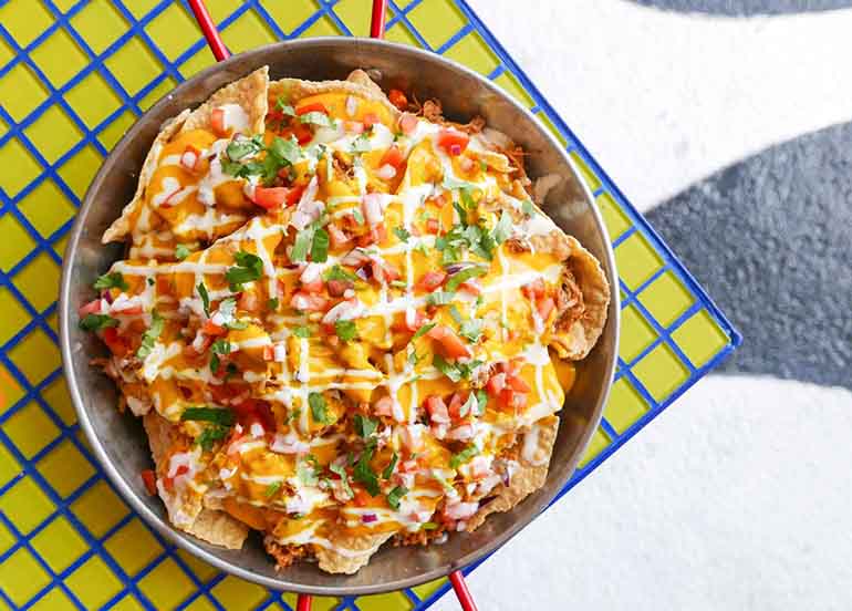 nachos carnitas