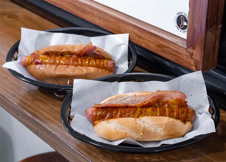 What’s up, Dog?: Odd Condiments and Toppings You Can Put on a Hotdog ...
