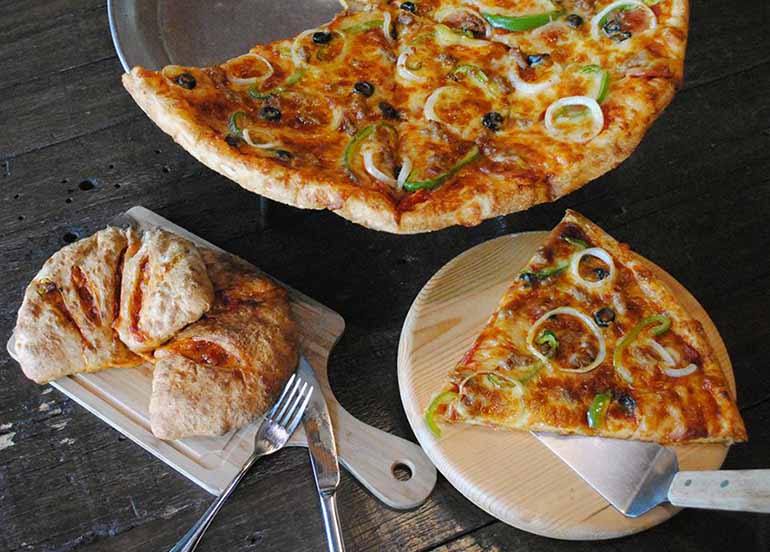 Pizza and Calzone from Pizza Warehouse