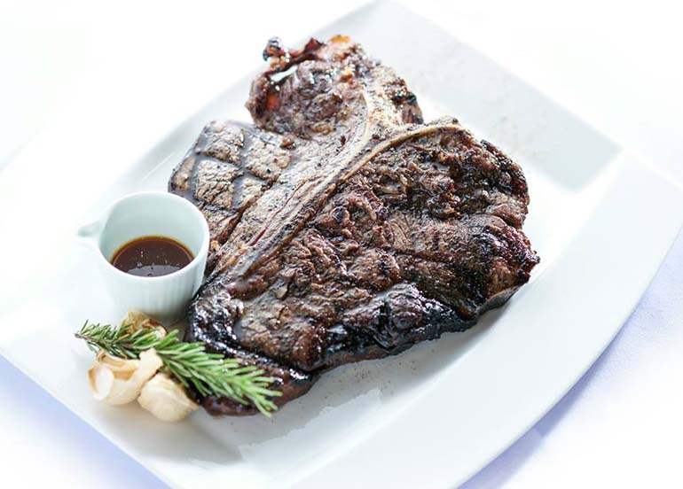 Gold Black Angus T-Bone