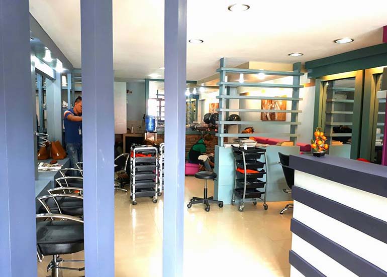 Unica Hija Salon