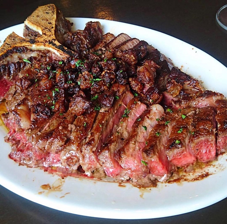 vittorios-porterhouse-steak