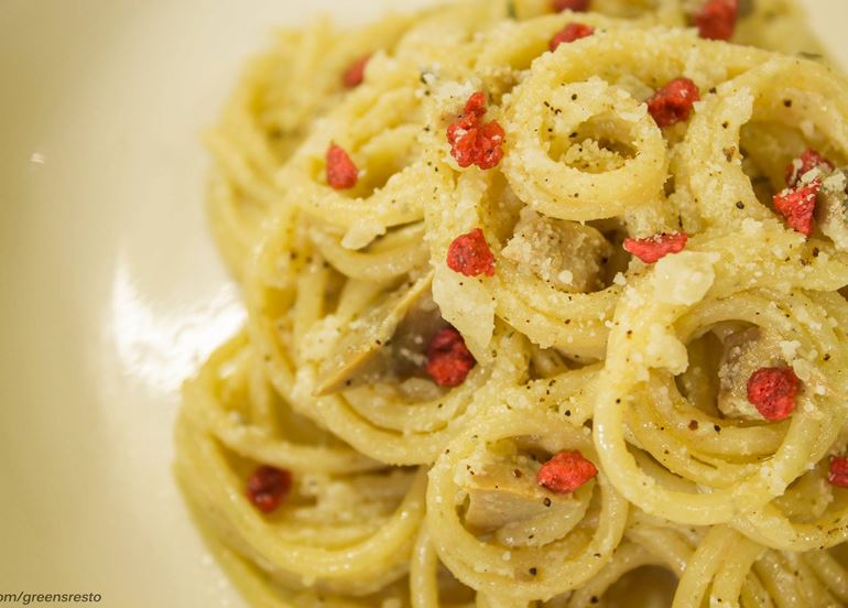 vegan-pasta-dish