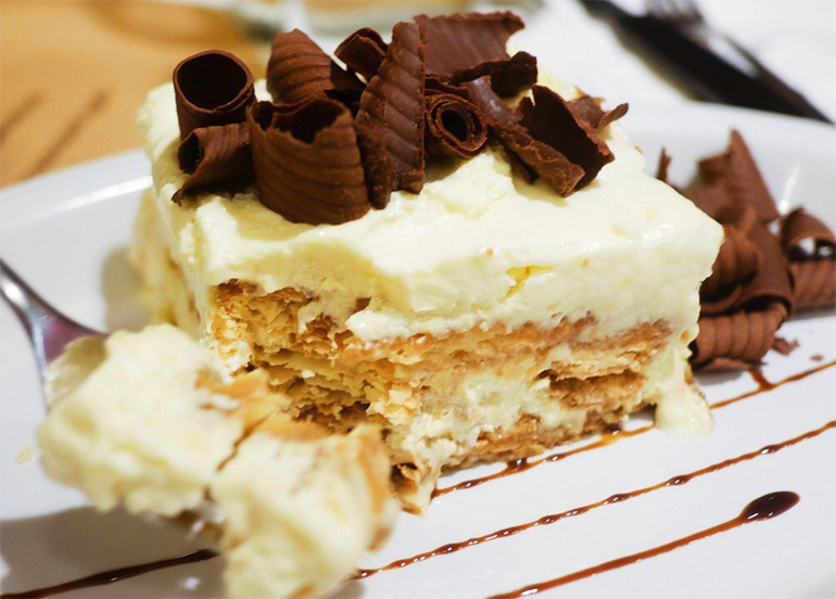 Cibo Tiramisu, Chocolate Shavings