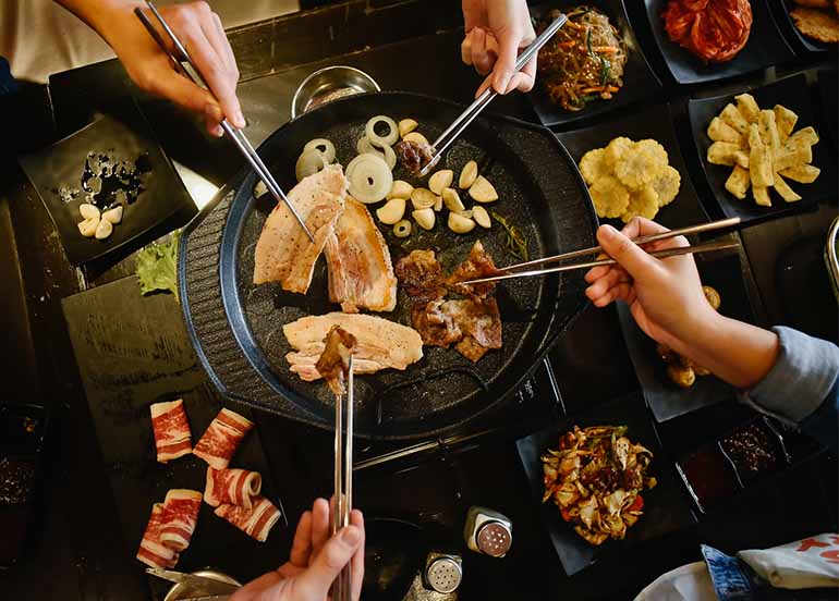 Samgyupsal at Gogi Gogi