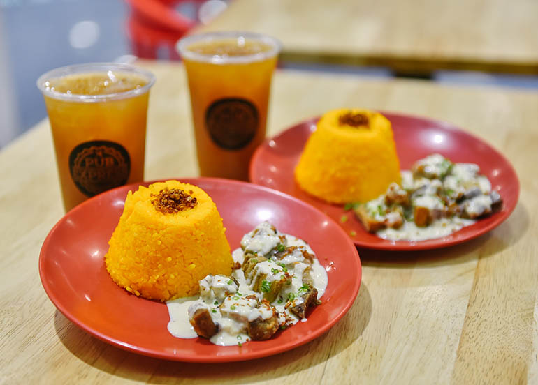 Creamy Kawali with House Blend Iced Tea from Pub Express