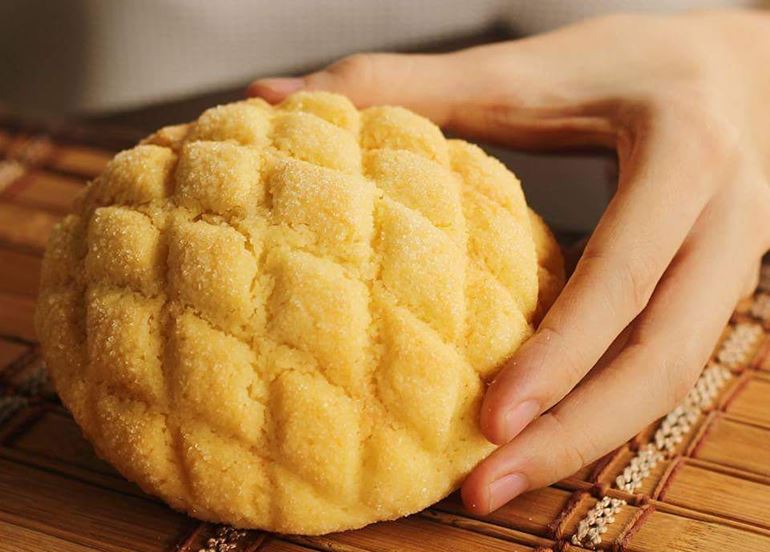 melon-pan-bread