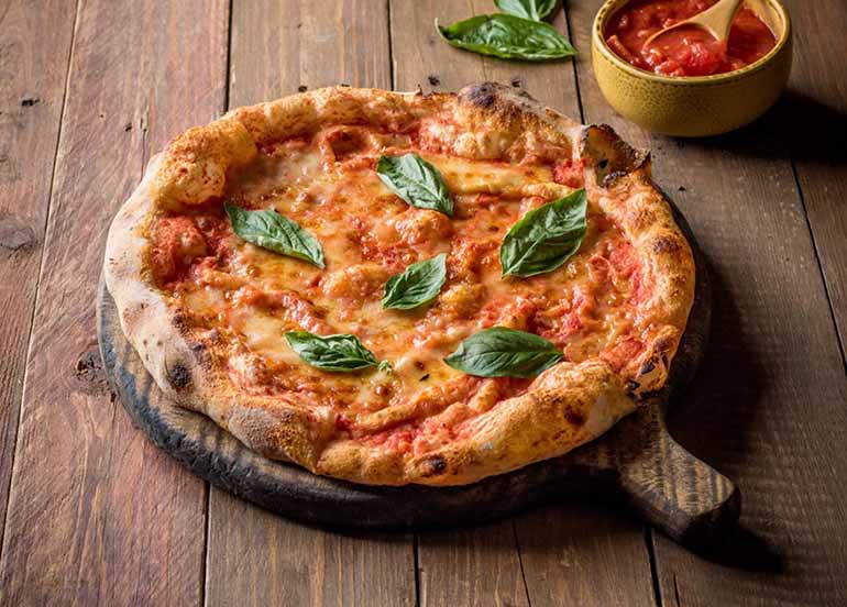 Margherita Pizza from Amare La Cucina