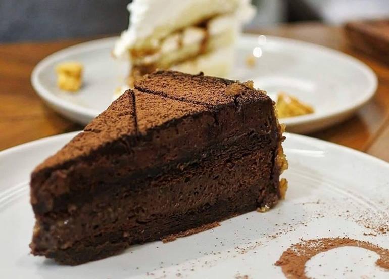 chocolate-cake-slice from Nono's