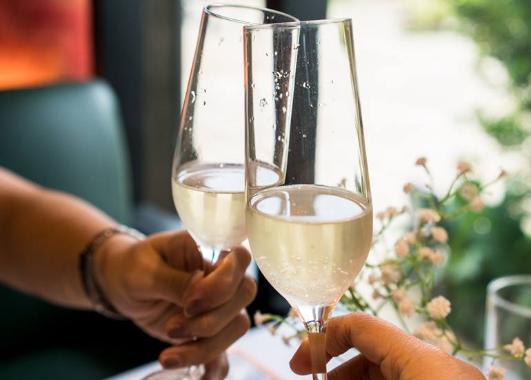 wine-toast