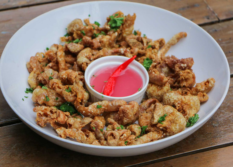 Chicken skin and vinegar with chili