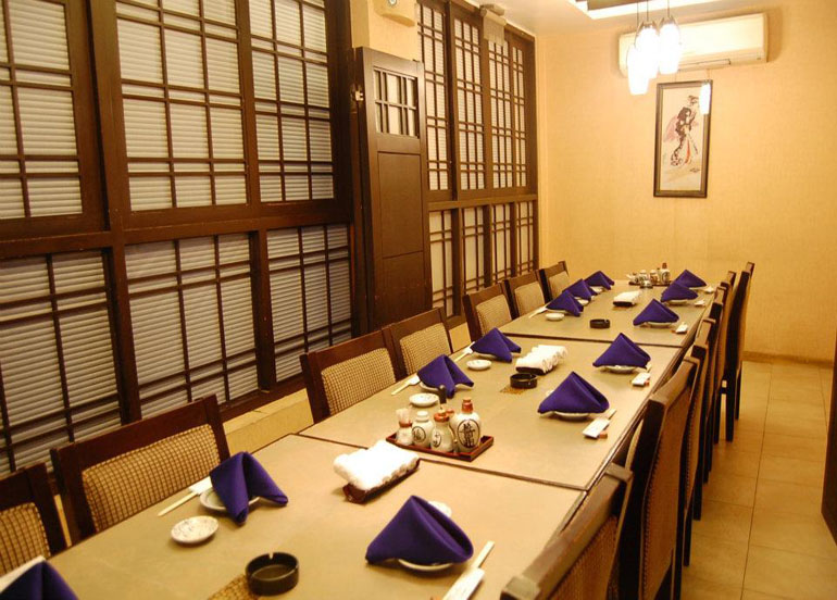 Tanabe Interior dining set-up