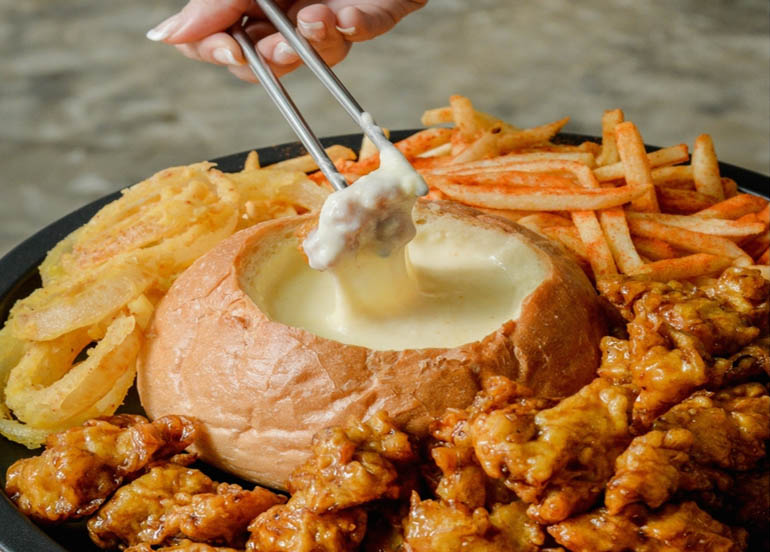 12 of the Cheesiest Dishes in Metro Manila for All Cheese Lovers Booky