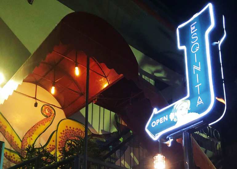 esqinita poblacion street food