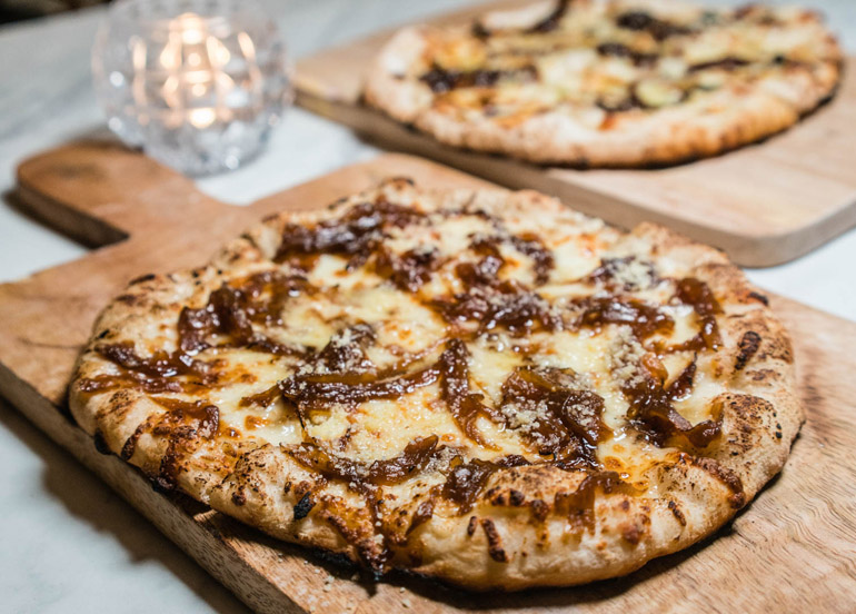 Cheese and Onion Flatbread from Flatterie