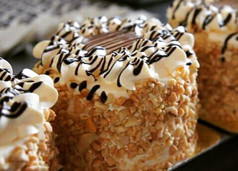 walnut-cake