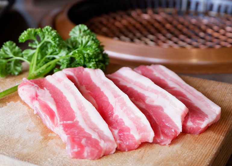 Raw samgyupsal from Namoo house