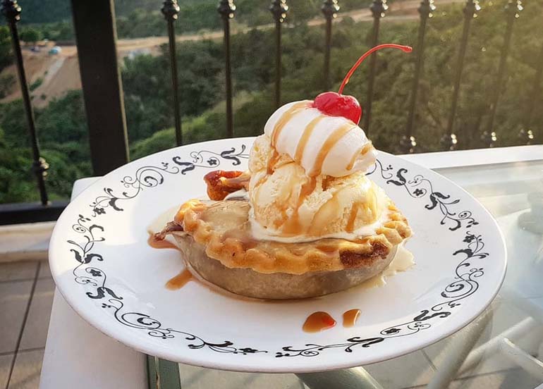 Apple Pie Ala Mode from Bag of Beans