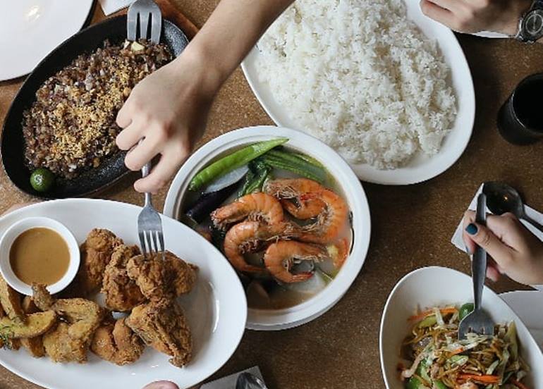 sisig-fried-chicken-sinigan-rice