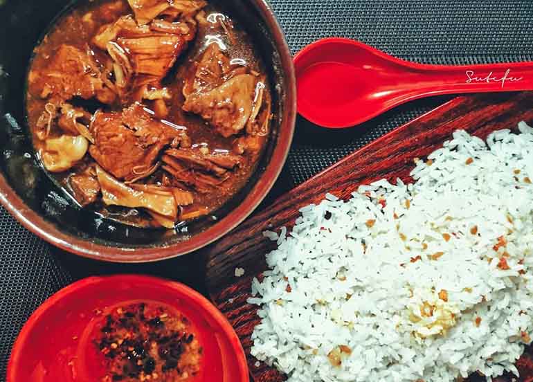 Pares and Rice from Pares Retiro