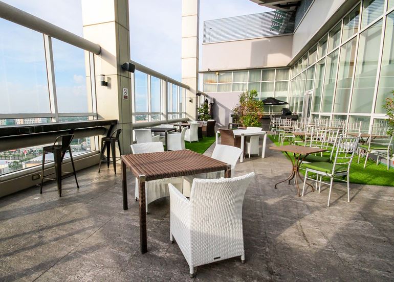 tree-top-tables