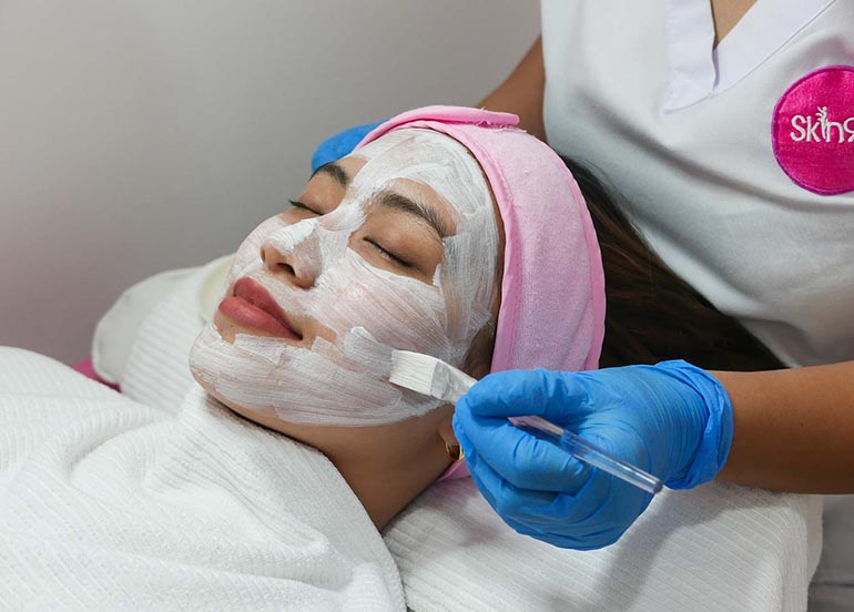 Facial with Collagen Mask at Skin 911 Banawe