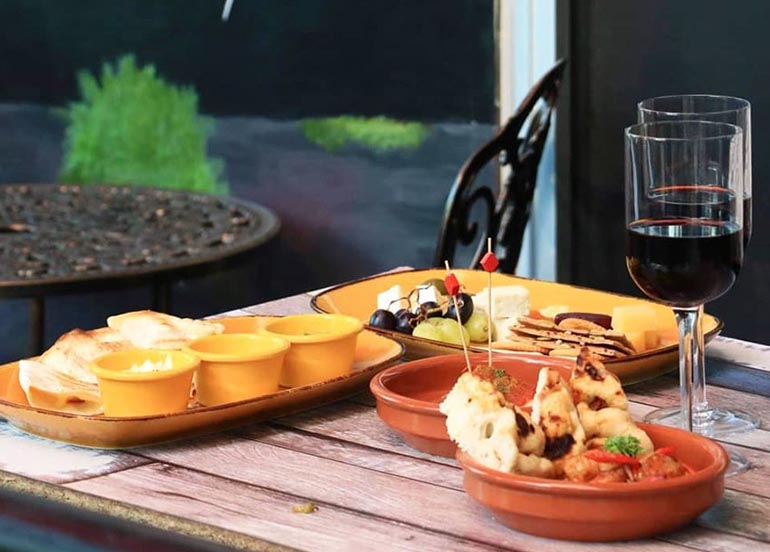 Tapas and Wine from Sabor Bar de Vinos at Novotel Manila Araneta City