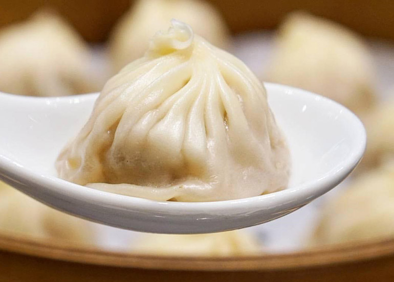 Xiao Long Bao from Lugang Cafe 