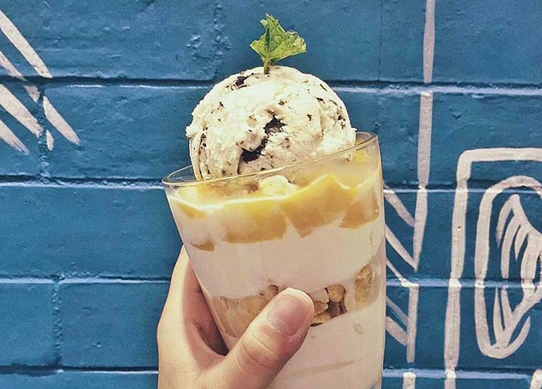 mango-float