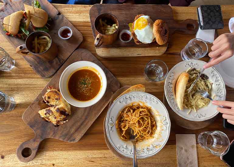 Comfort Food Dishes of The Barn