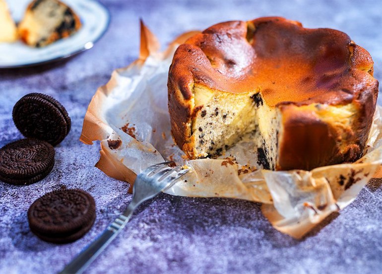 basque burnt cheesecake twin whisks