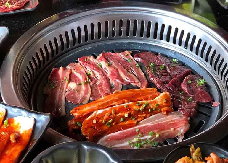 Samgyeopsal on a Grill from Geonbae