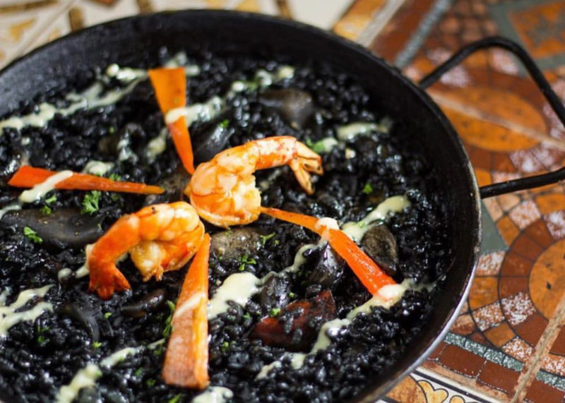 Alba Restaurante Paella Negra